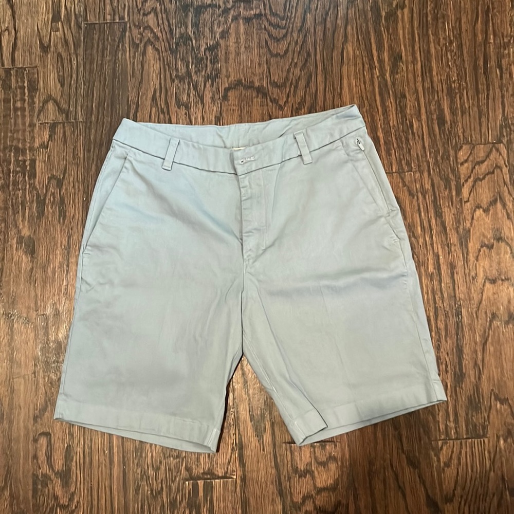 Men’s Lululemon Commission Chino 9”